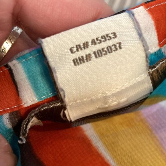 Ariat Southwestern sheer blouse w/ silver butttons extra button attached🌹 - Picture 12 of 12